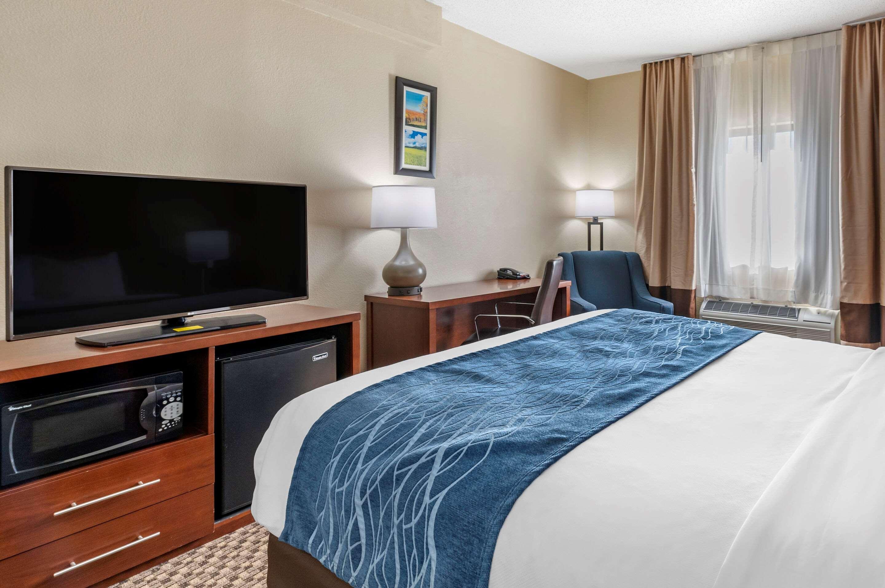 Comfort Inn Near Kokomo Speedway Bagian luar foto