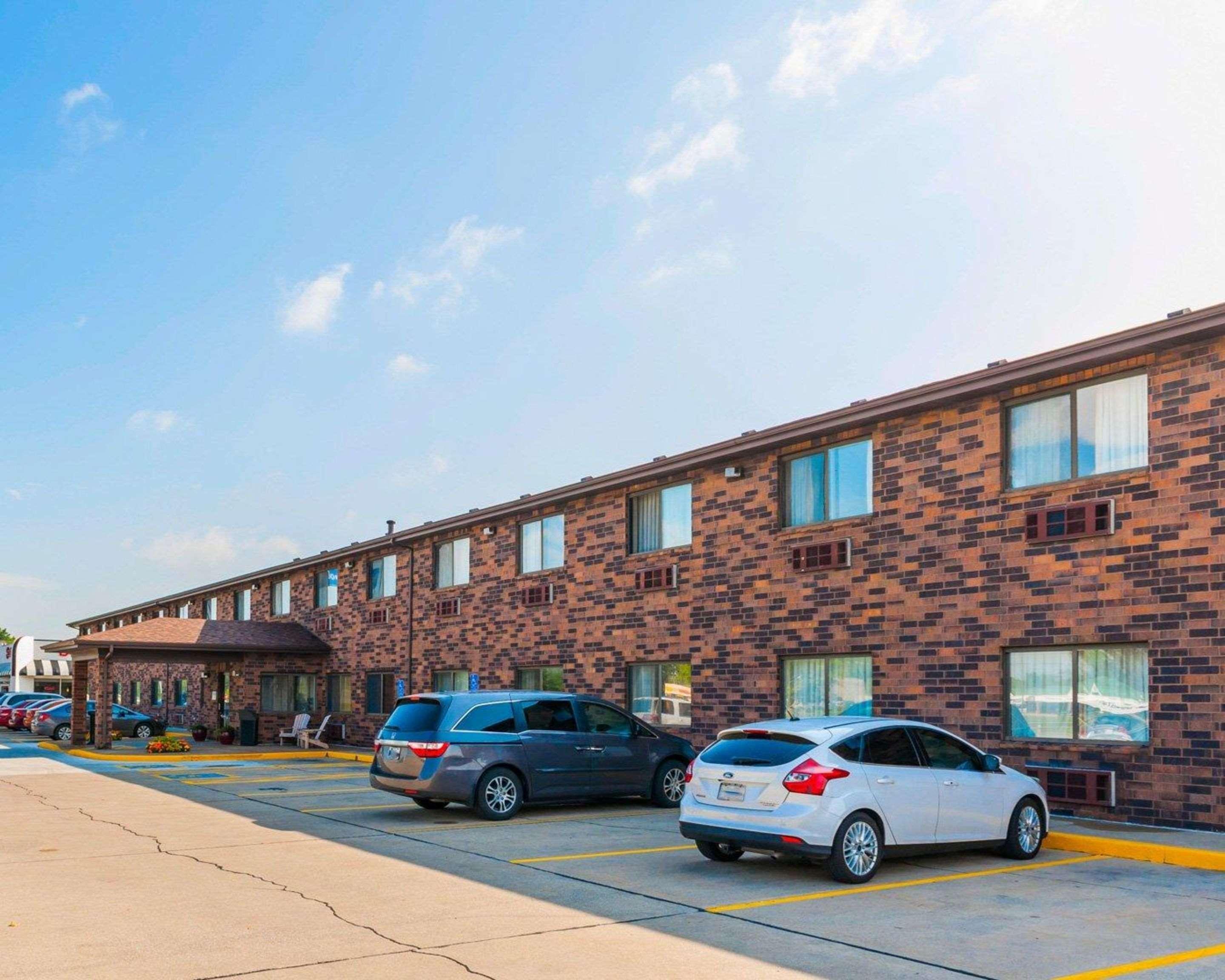 Comfort Inn Near Kokomo Speedway Bagian luar foto